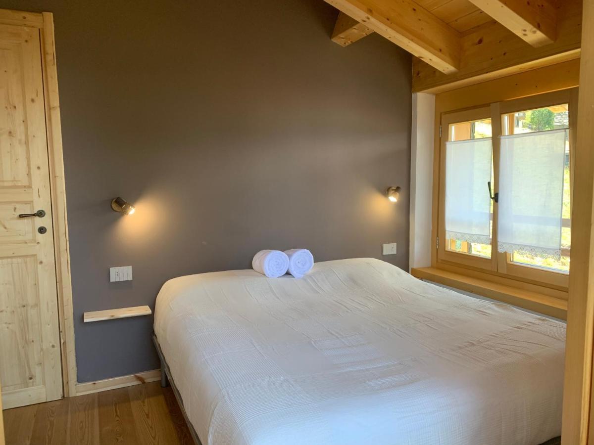 Chalet Baita Delle Favole Di Rosarita Berbenno di Valtellina Exterior foto