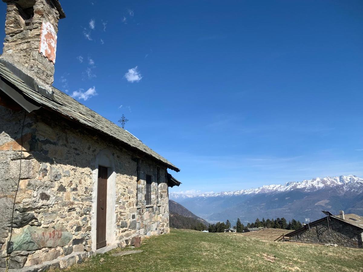 Chalet Baita Delle Favole Di Rosarita Berbenno di Valtellina Exterior foto